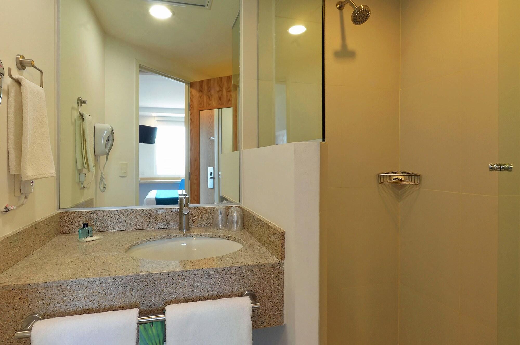 One Ciudad Del Carmen Concordia Hotel Ngoại thất bức ảnh